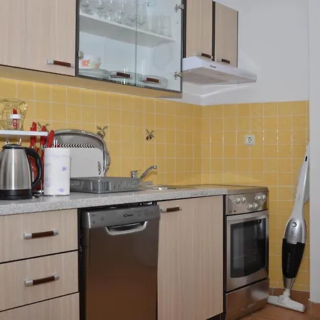 Ma-lo Apartment